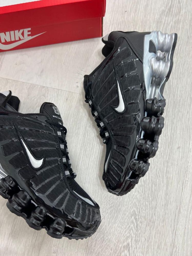 Nike shox 12 mola