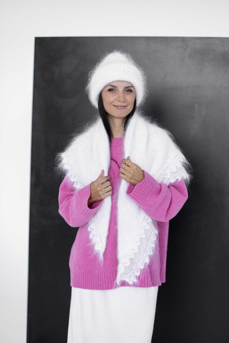 Chusta bogata i elegancka – Handmade z naturalnej wełny koziej