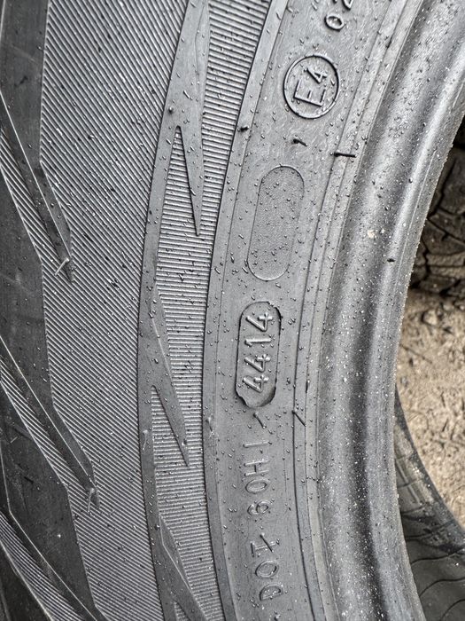 225 65 17 Nokian