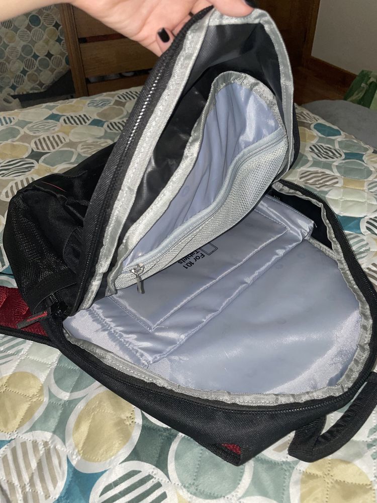 Mochila gaming com muito espaço.