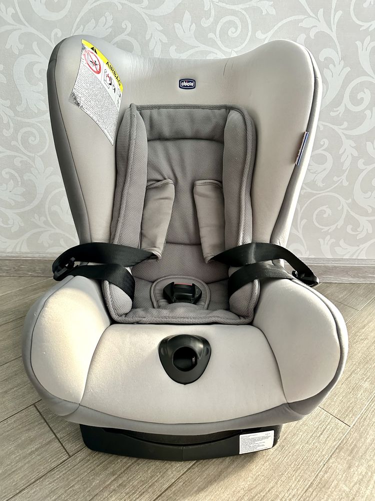 Автокрісло Chicco Cosmos