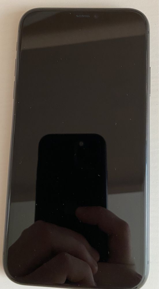 Продам Iphone 11 128GB