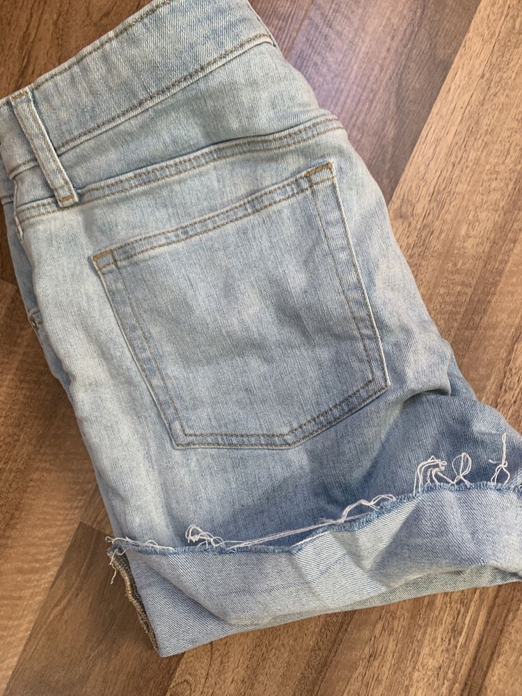 Krotkie spodenki h&m l jeansowe