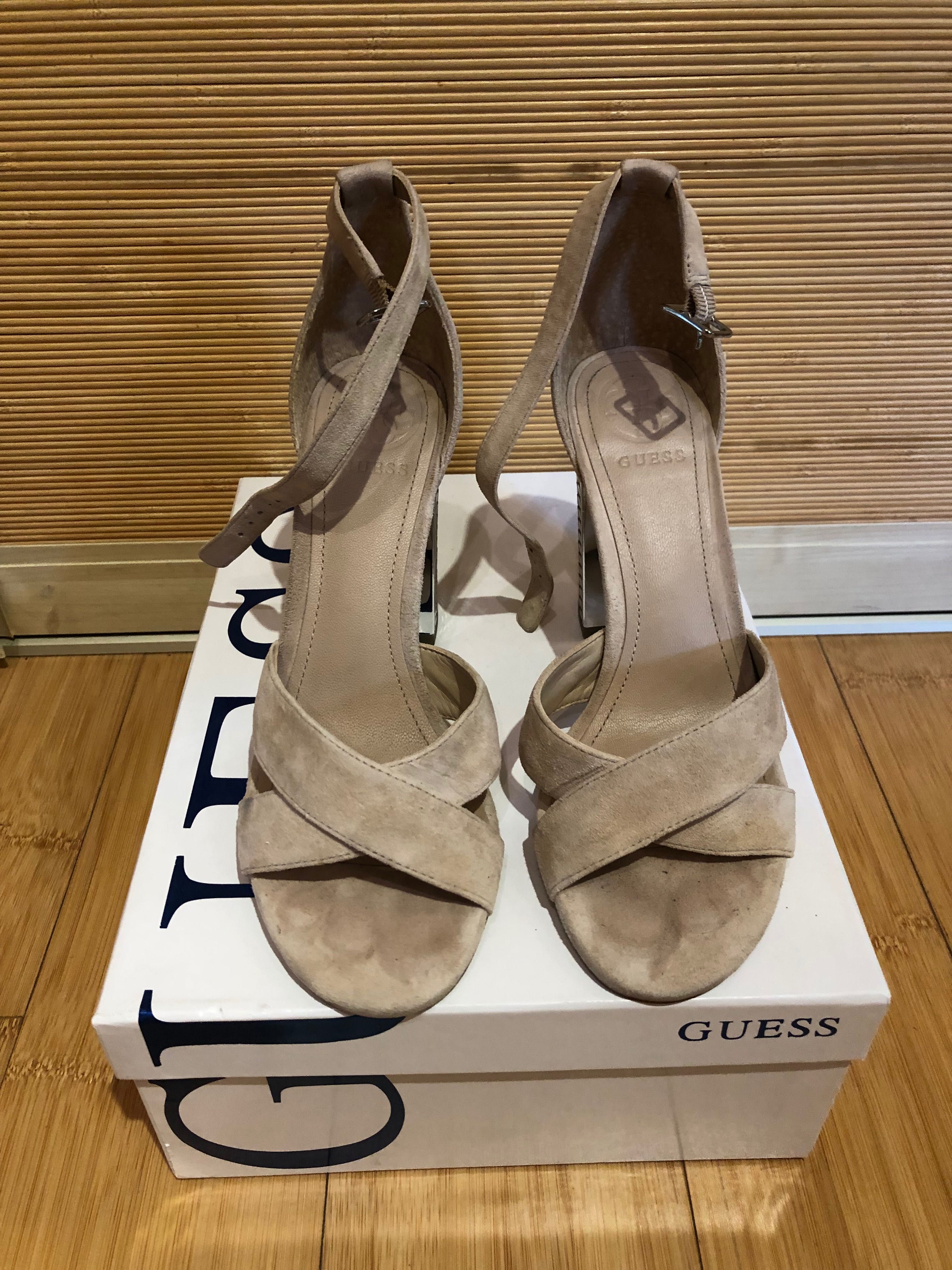 Босоножки замшевые GUESS, оригинал.