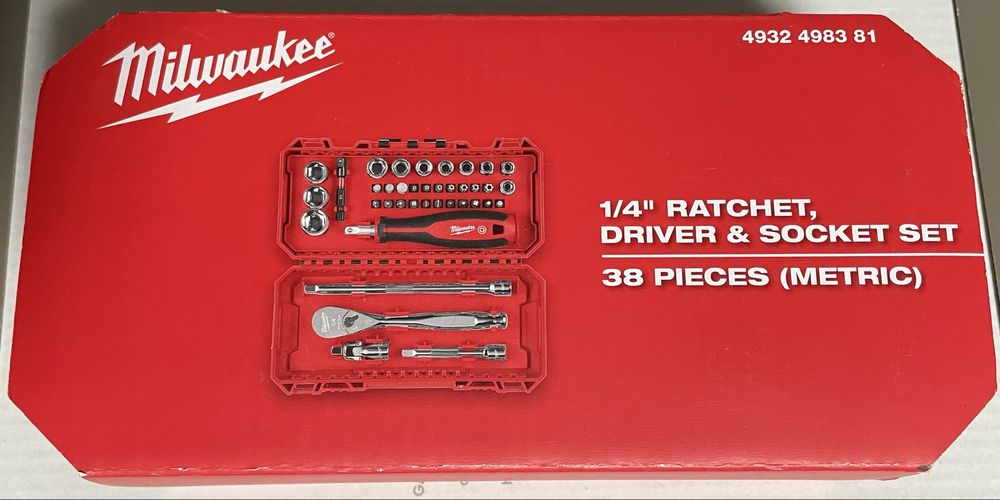 Zestaw nasadek 1/4" z grzechotką i bitami Milwaukee