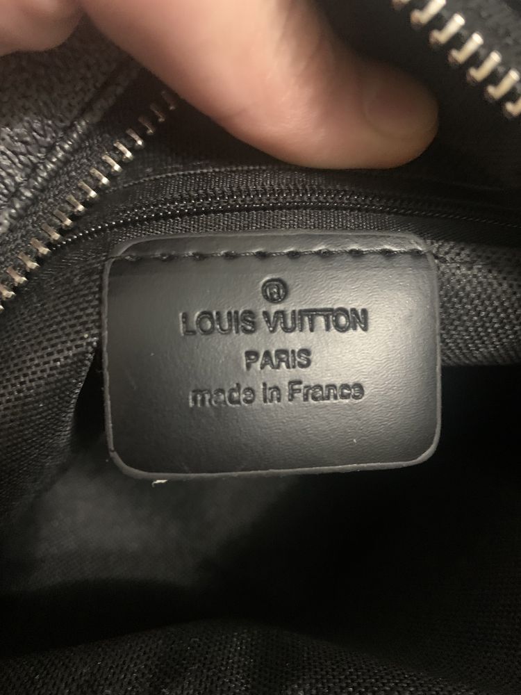 Мессенджер Louis Vuitton унисекс