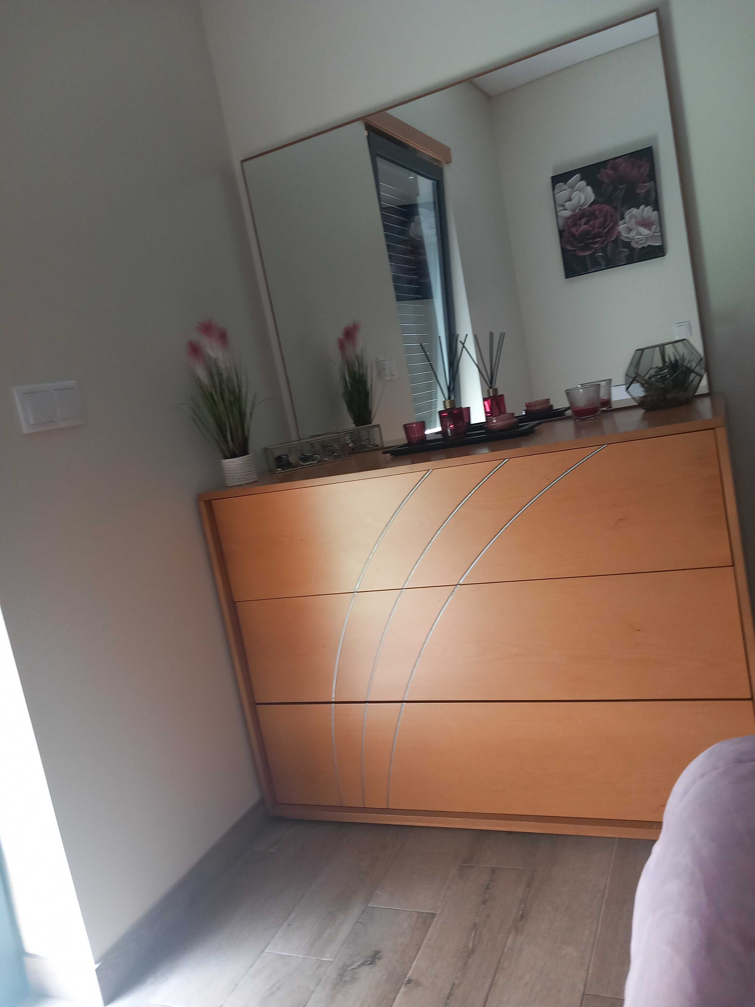 Quarto de casal em cerejeira