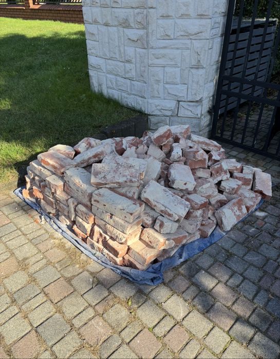 Cegła pełna, połowki, cwiartki