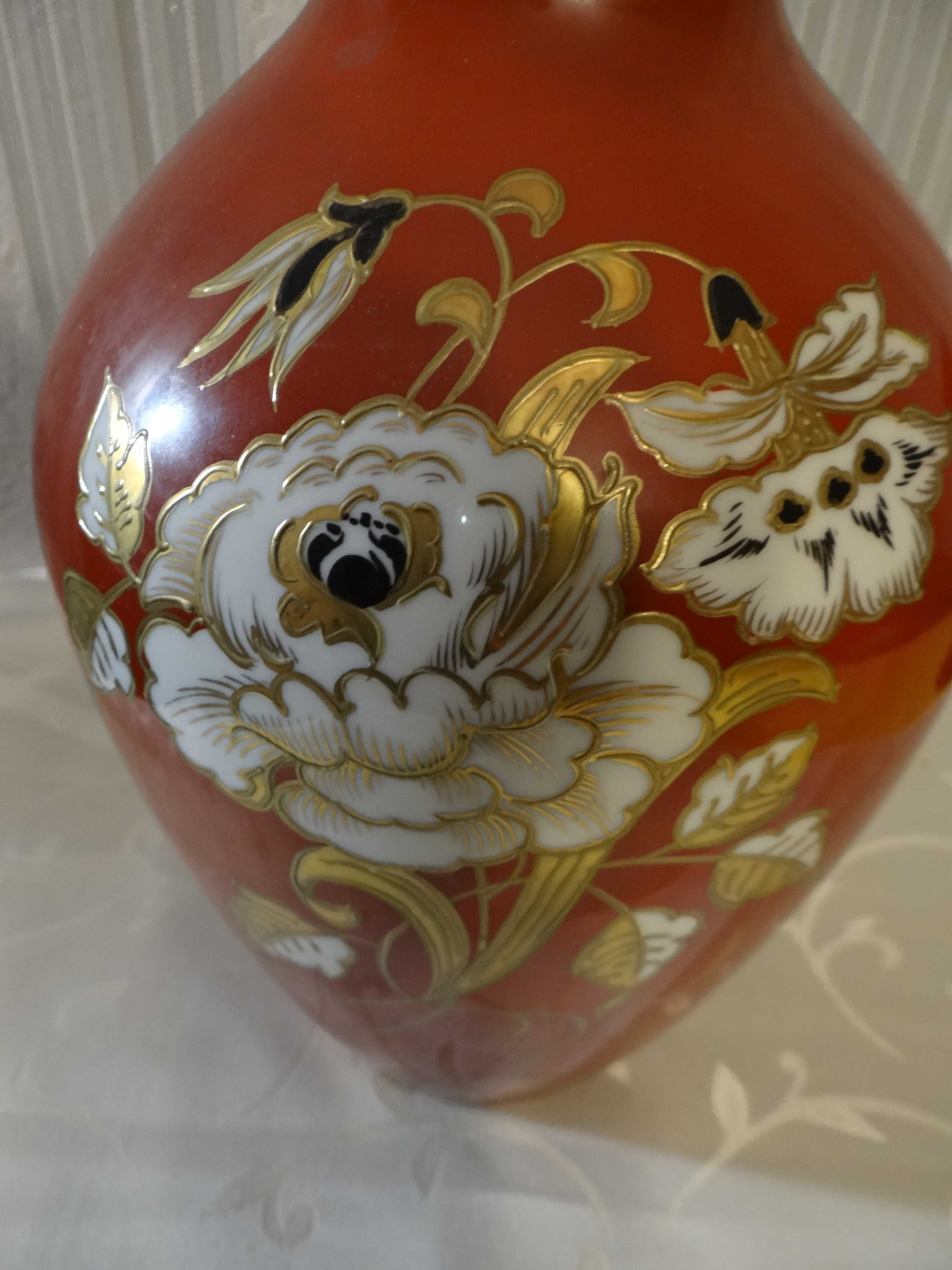 Porcelanowy wazon Goldrelief handgemalt.