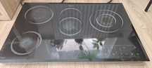 Płyta ceramiczna Whirlpool Easytronic – 5 pól grzewczych, sprawna