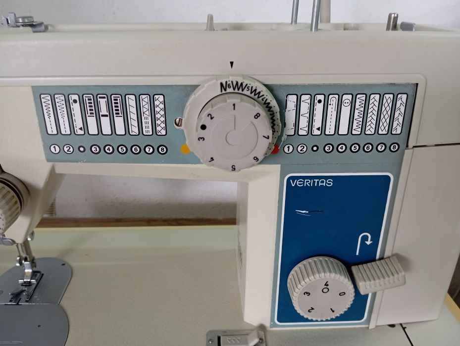 Швейна машинка фірми Veritas (швейні машинки)