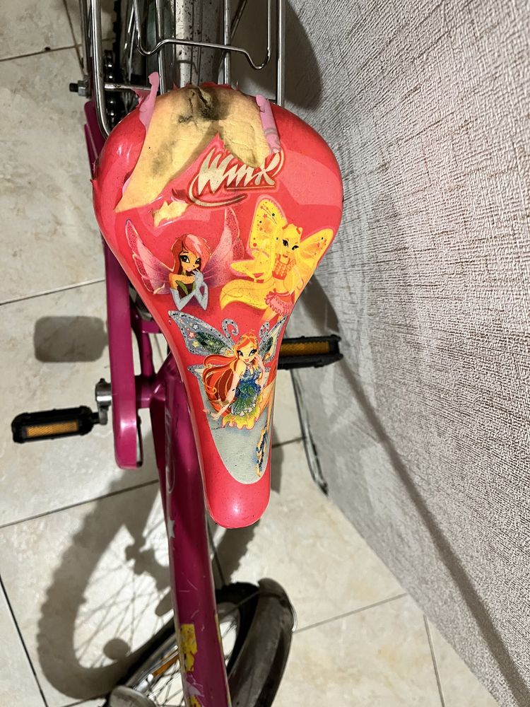 Дитячий велосипед для дівчинки