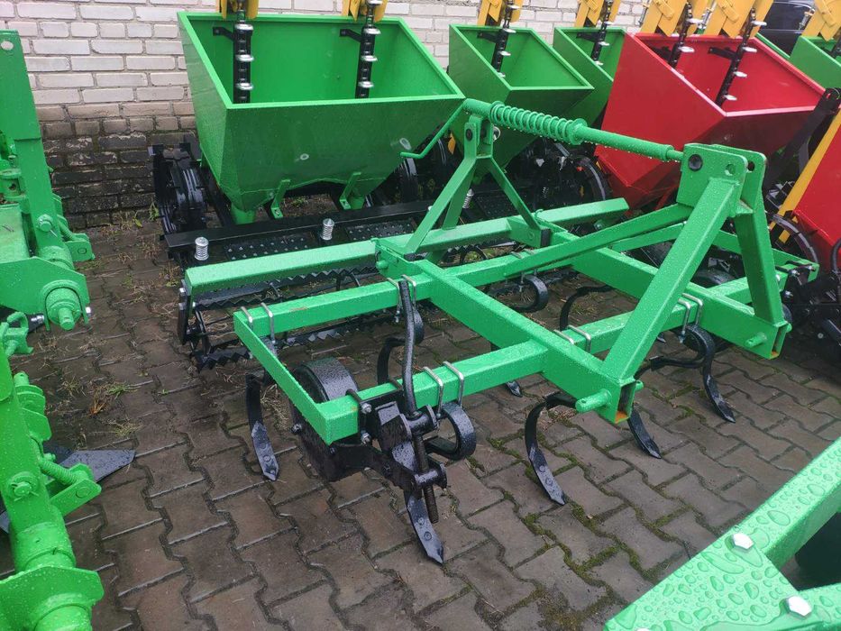 Культиватор навісний Bomet + каток