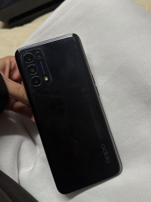 Telefon Oppo Reno 5 5G
