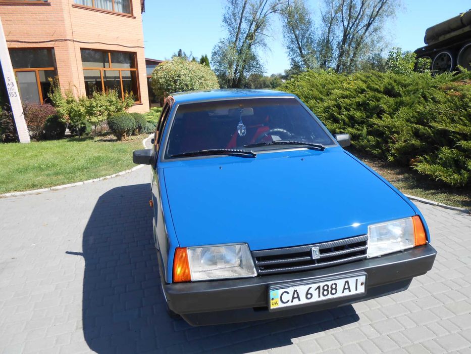 Автомобіль ВАЗ 2109