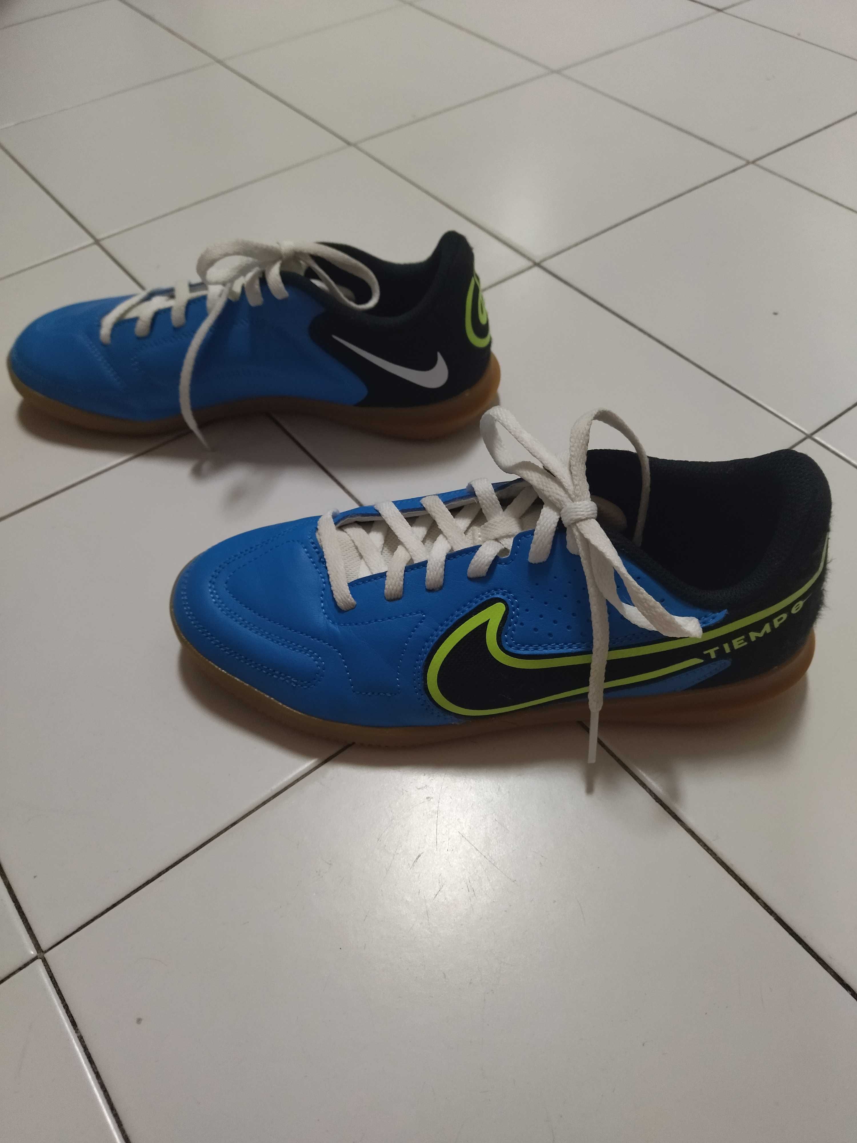 Ténis Nike Tiempo Legend 9 Academy IC (futsal)