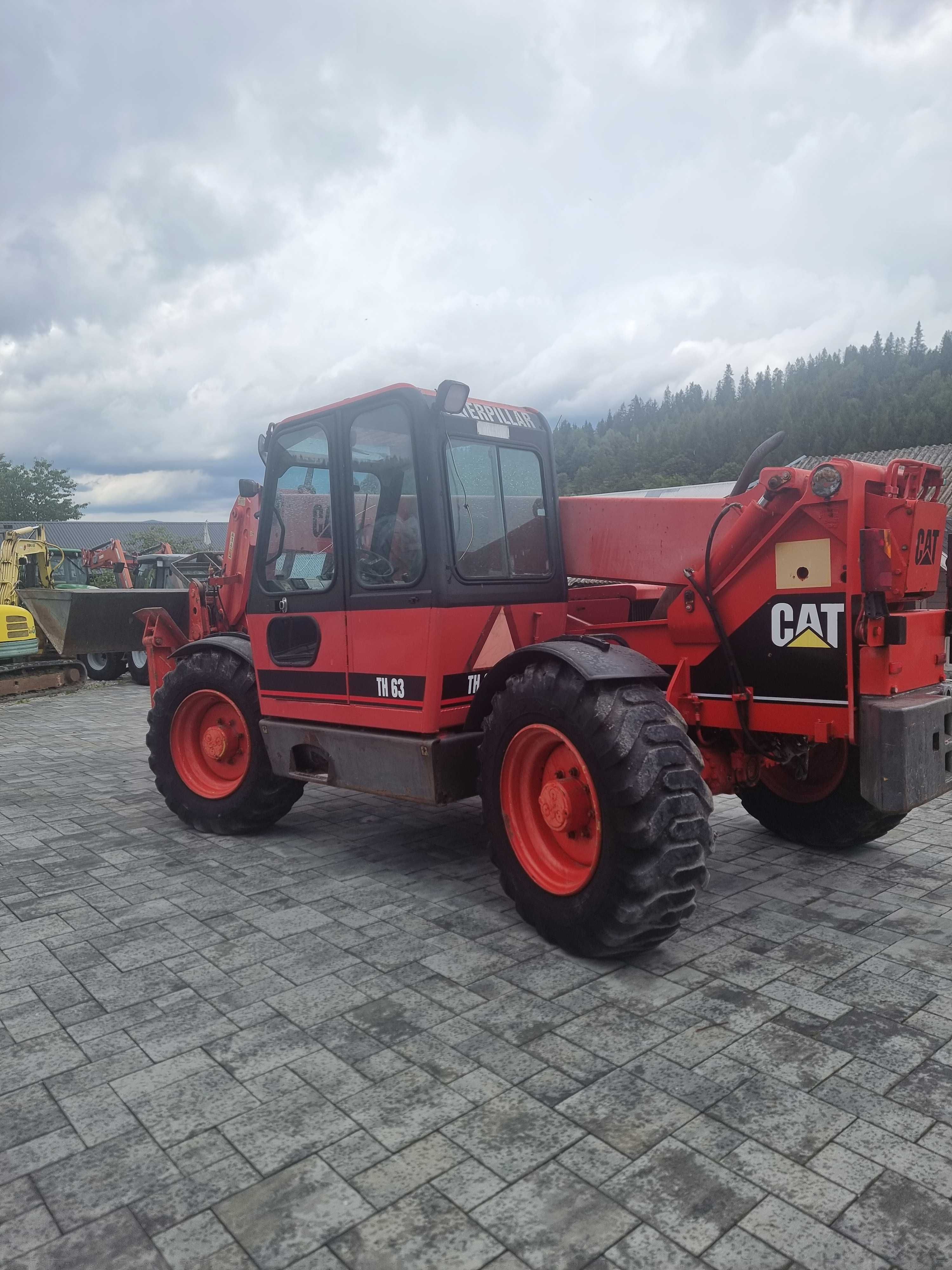 Ładowarka Teleskopowa Caterpillar th63