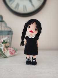 Lalka Wednesday Addams lala na szydełku amigurumi rękodzieło handmade