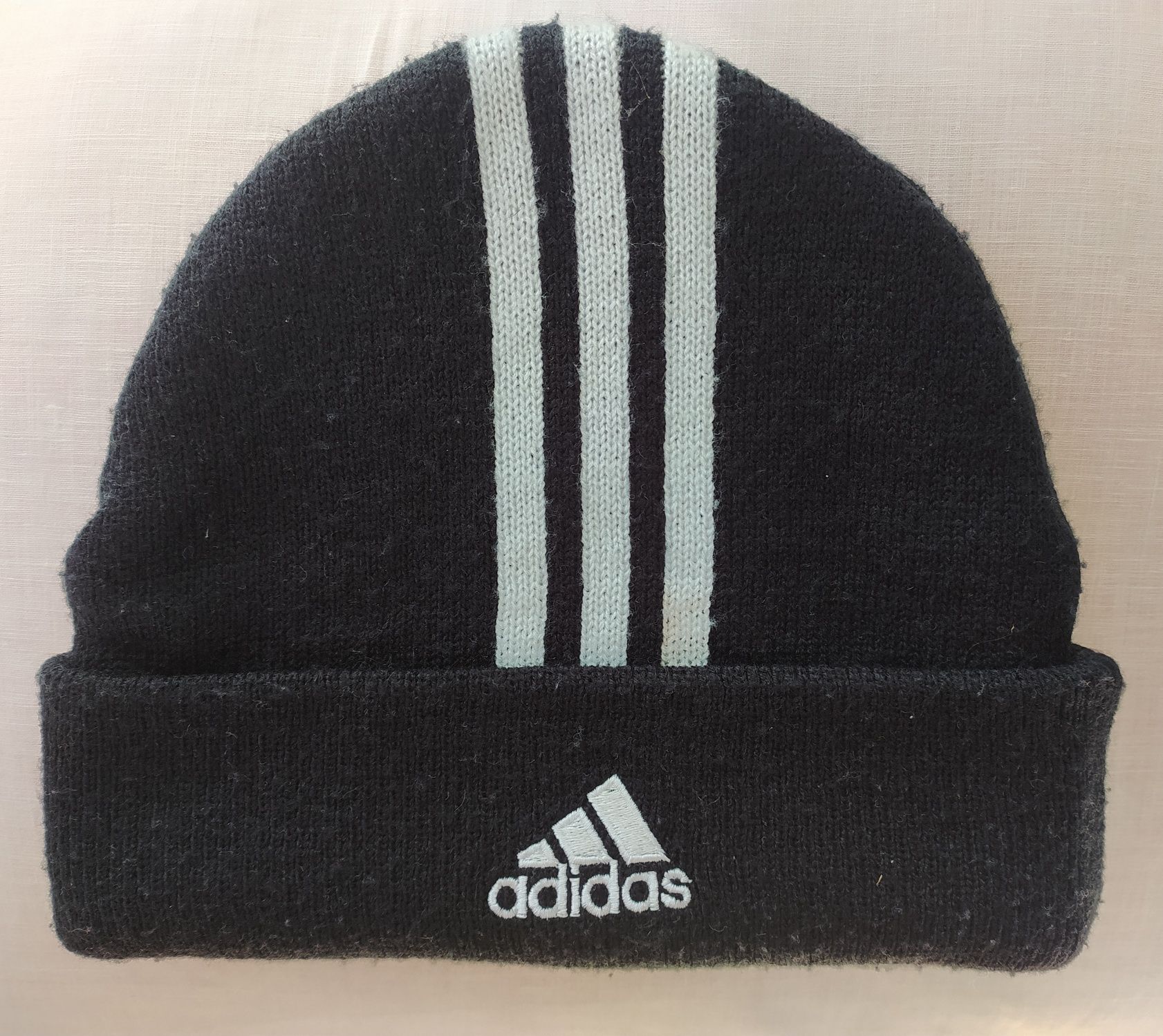 Продам шапку Adidas!