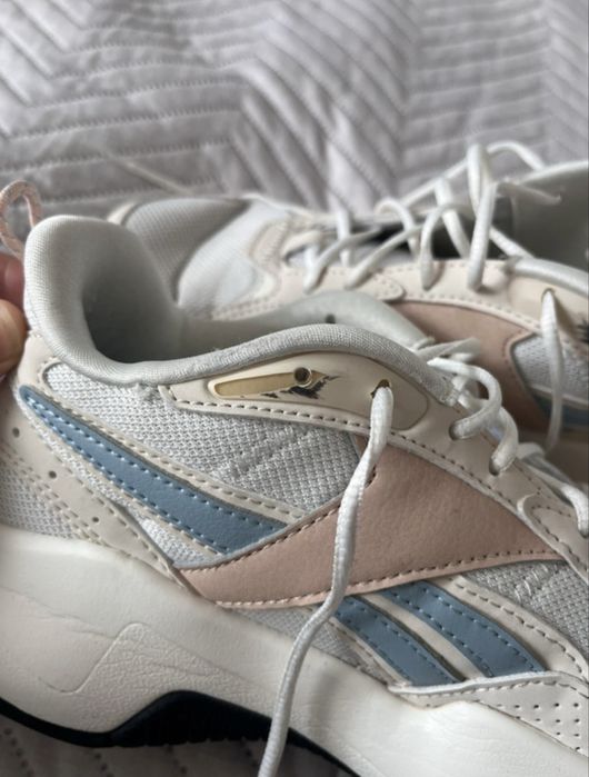 buty Reebok sneakersy Turbo Restyle GW7832 Beżowy