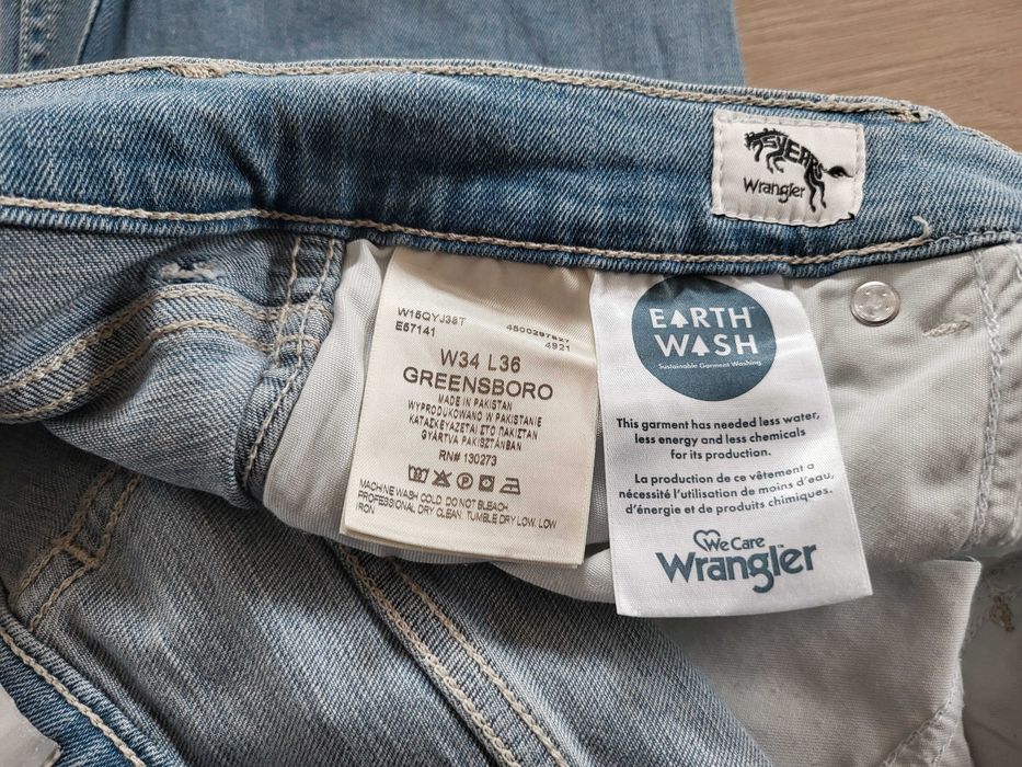 Spodnie Wrangler Greensboro W15QYJ38T W34 L36