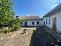 Продаю будинок у с.Воскресенське, 7 км від міста. Свердловина