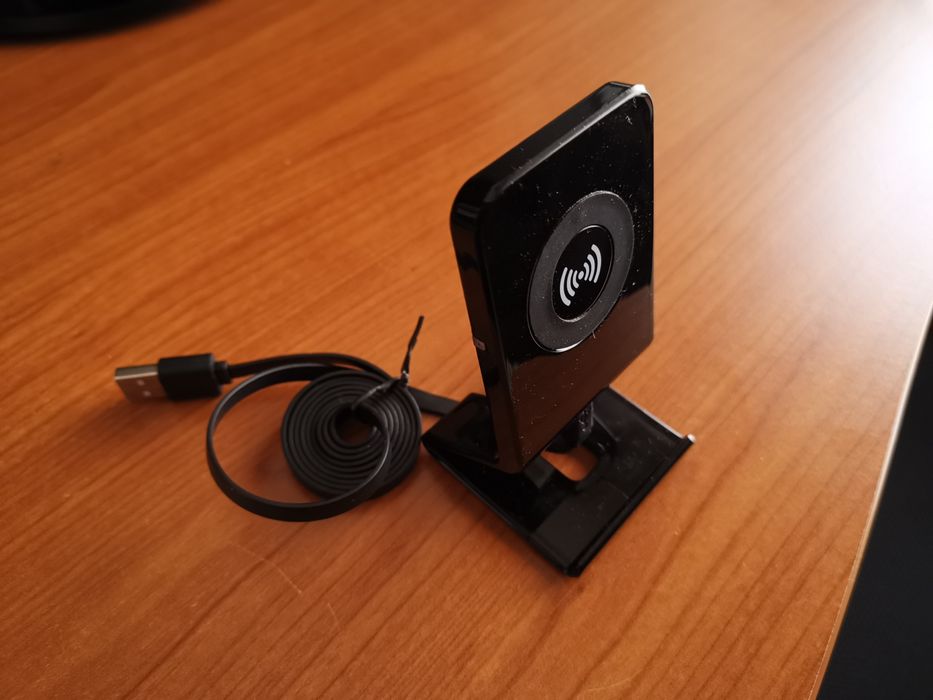 Carregador sem fio Wireless charging dock pad