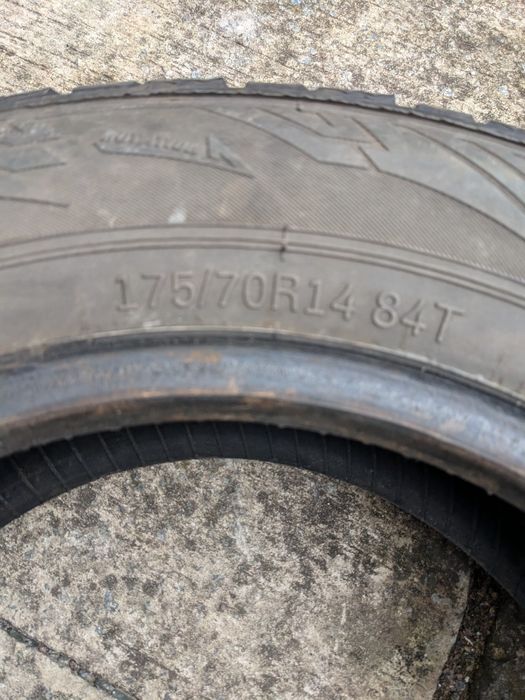 Шини зима вживані. R-14 175/70.