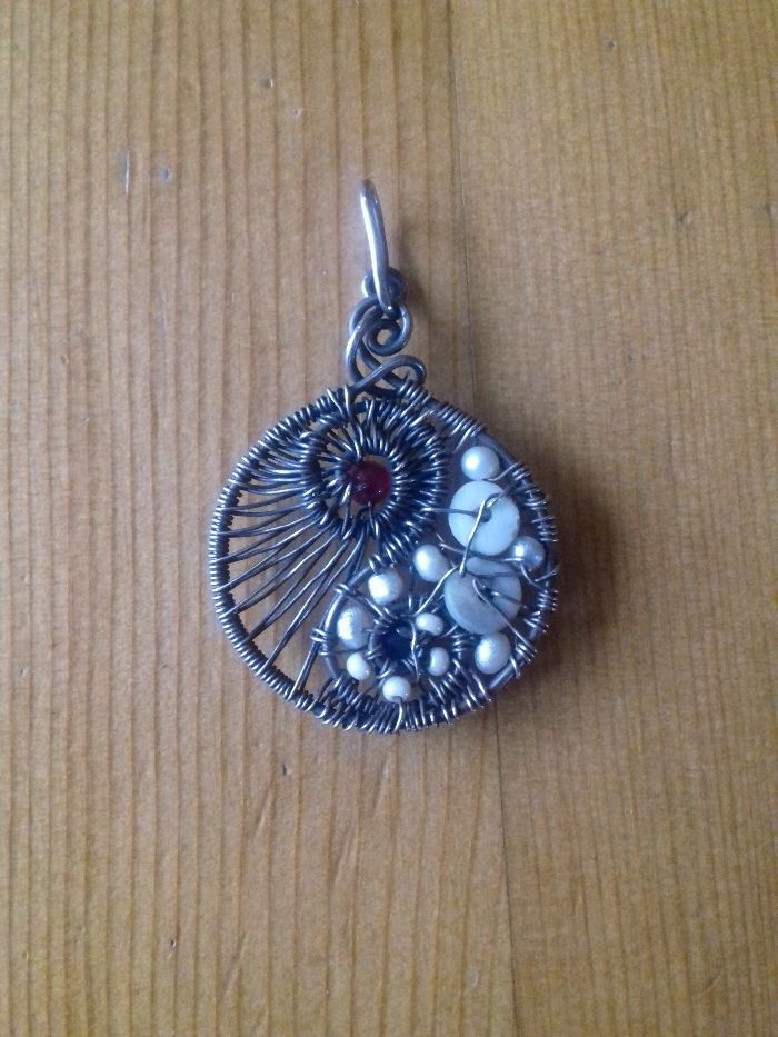 Zawieszka yin i yang srebrna wire wrapping