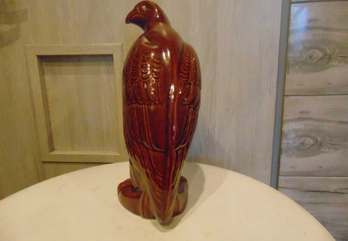 Ceramiczny orzeł z Prlu,figurka,wys.33 cm.