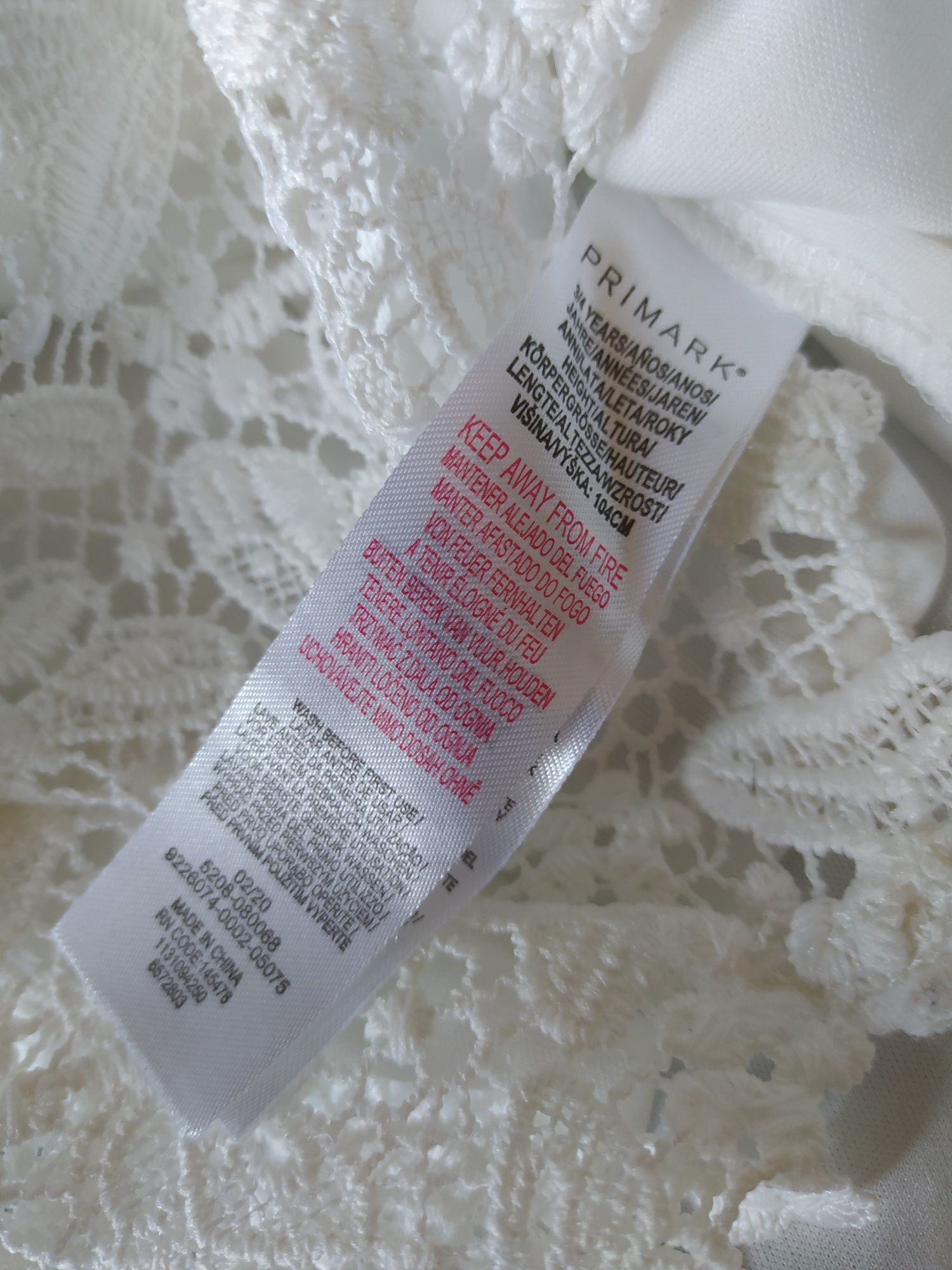 Koronkowa, wizytowa, biała sukienka na podszewce Primark 3-4 lata