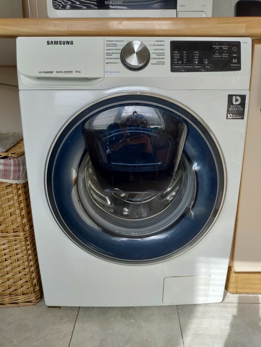 Стиральная машина Samsung WW70R42 c AddWash,7 кг.