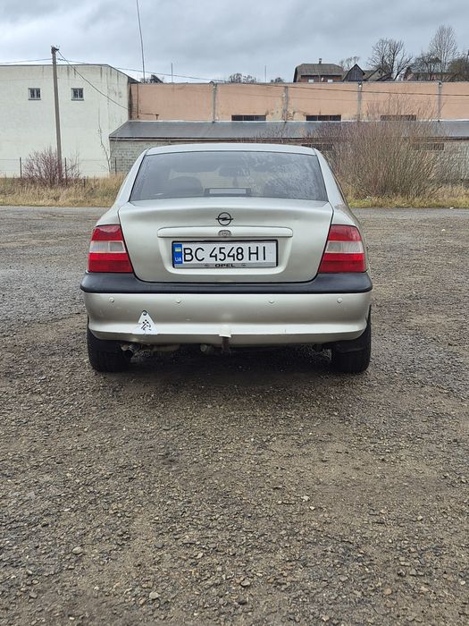 Вектра Б 1.8 BENZIN