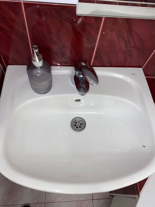 Тумба з умивальником у ванну кімнату