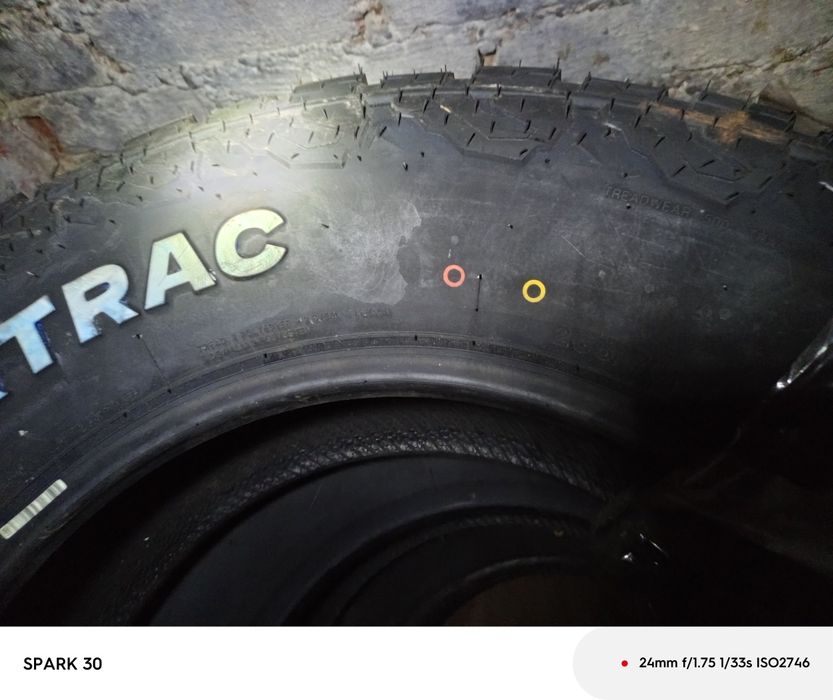 Продам нову резину 265*65*17. Комплектом.  В ідеалі- обмін на 16 .