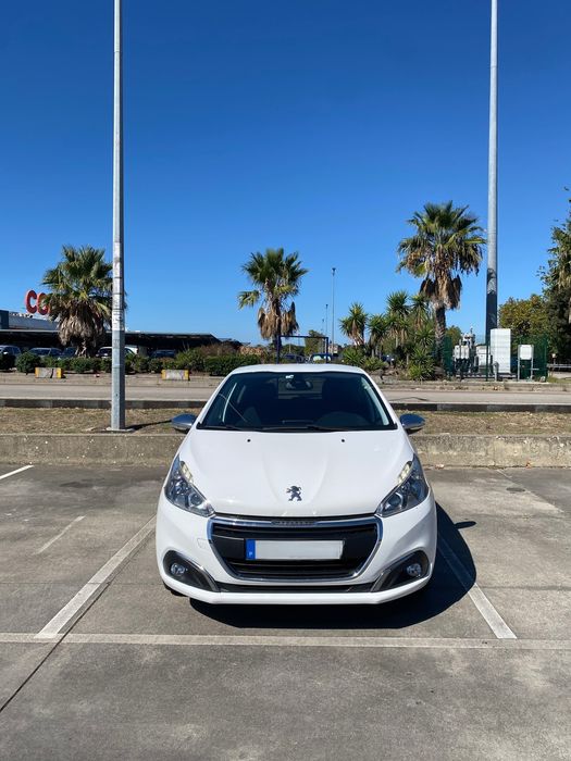 Peugeot 208 Puretech style 1.2 82cv