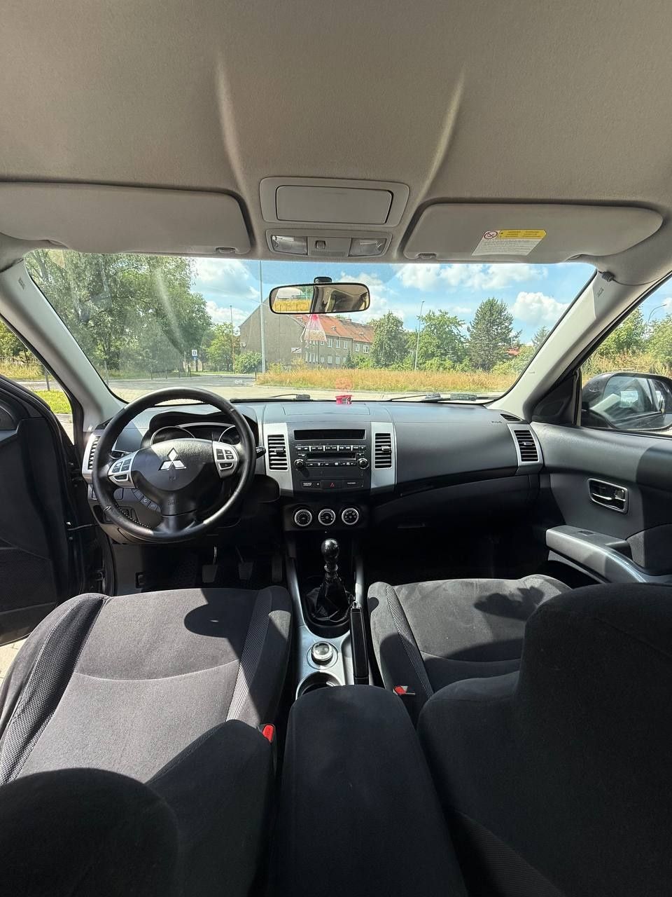 Mitsubishi Outlander Xl Oryginalny przebieg 248 i oreginalnuj lakier