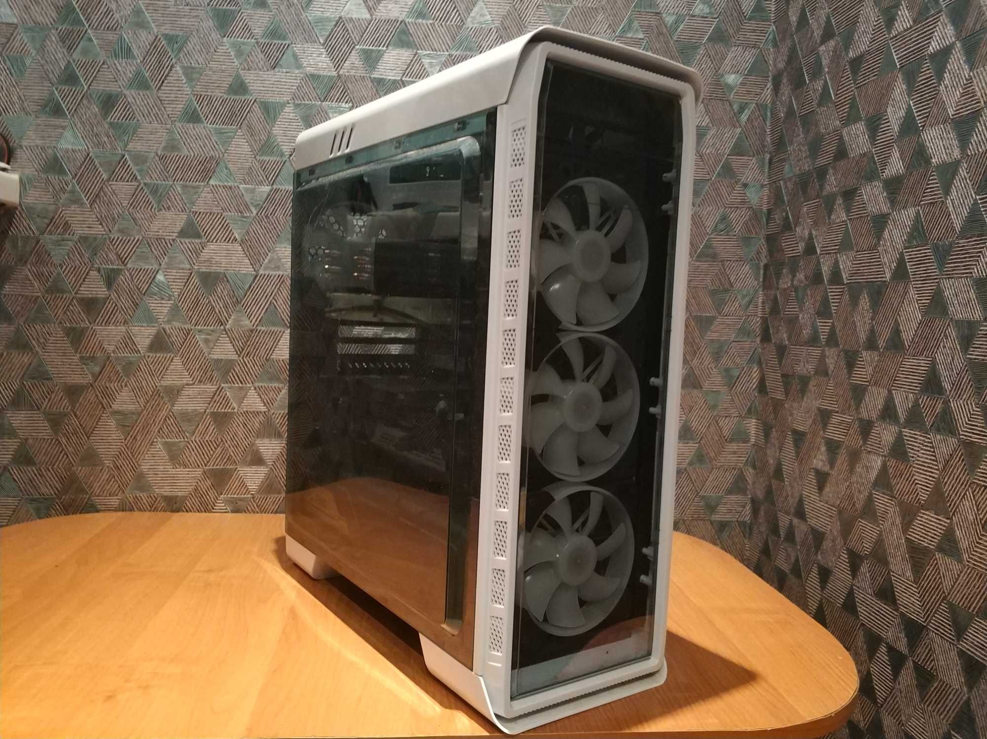 Xeon e5 2696 v3 18ядер/36потоков 24GB RAM SSD 256+500GB