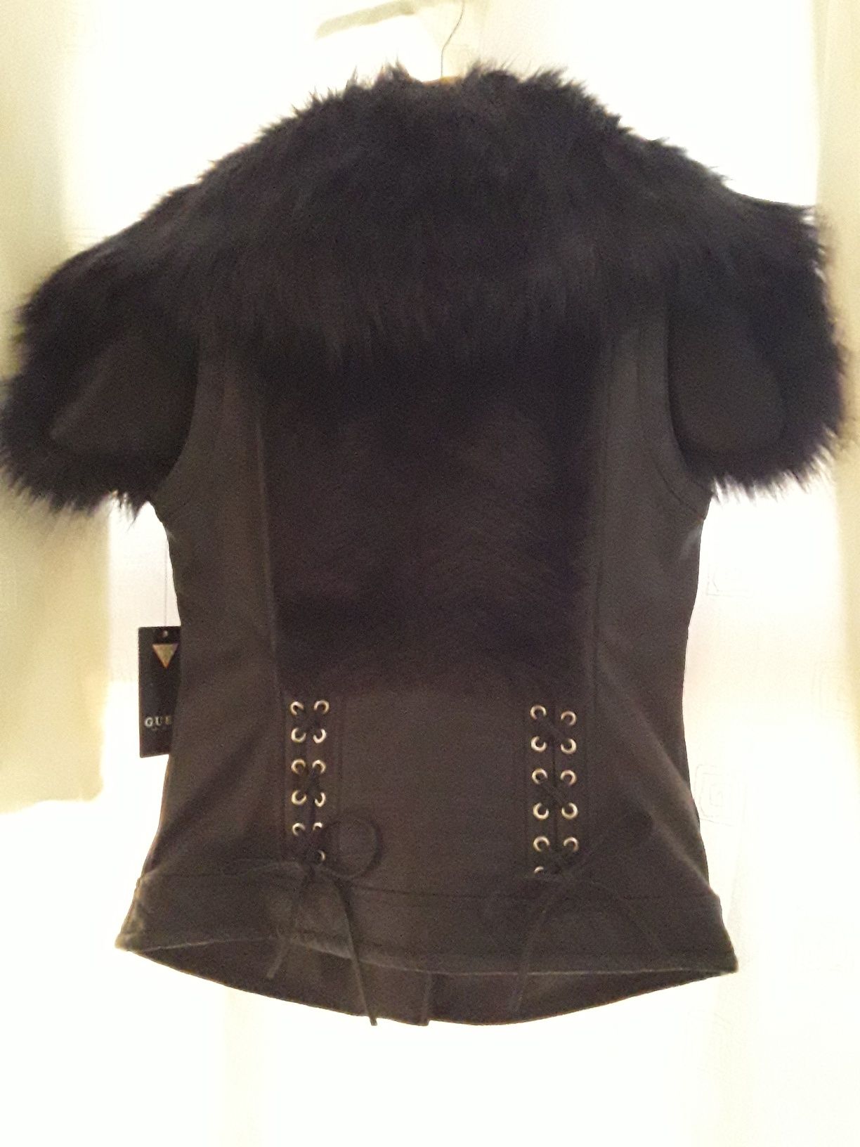 Жилетка  Guess Sleeveless Posh Faux-Fur Vest In оригінал