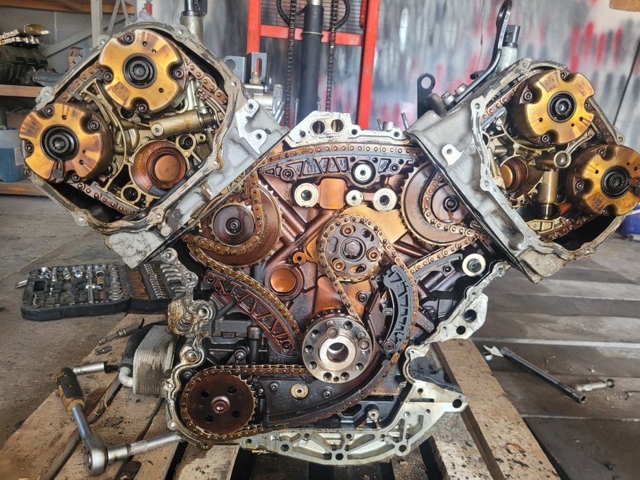 Продам по запчастинам двигун ауди а6с6 3.2 fsi