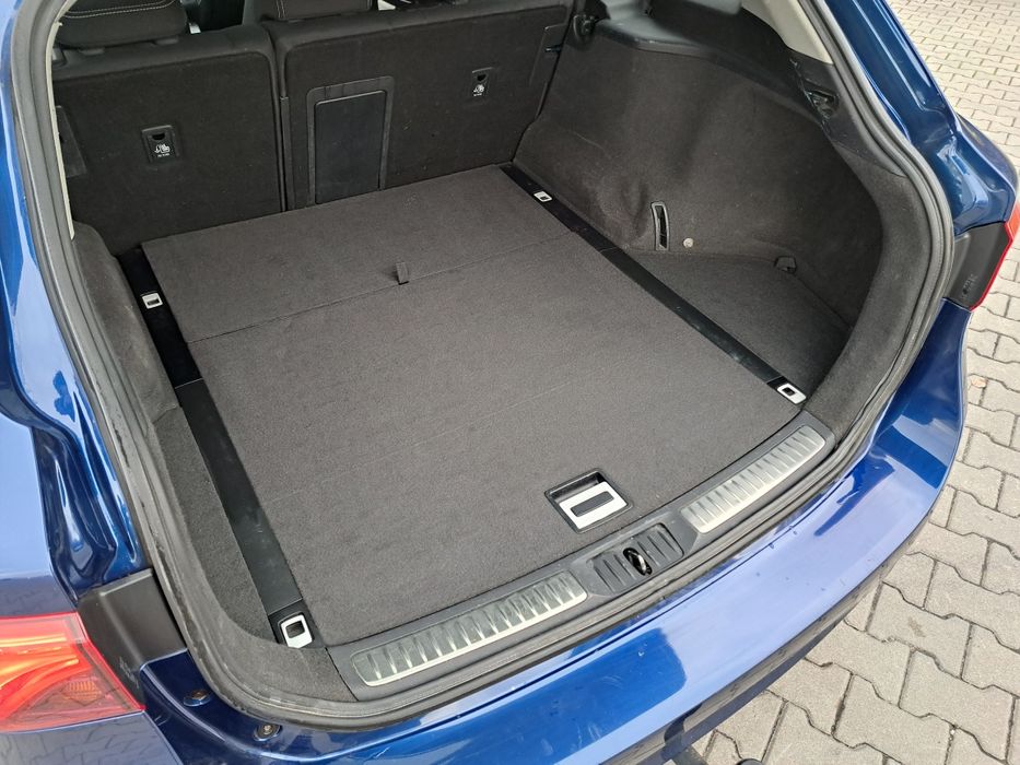 Toyota Avensis 2.0 D4D 143 KM, 2015