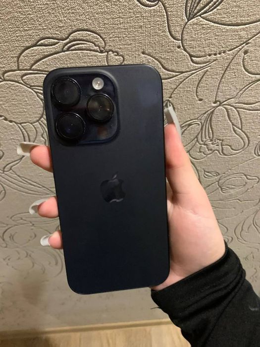 iPhone 15 pro 256 в доброму стані