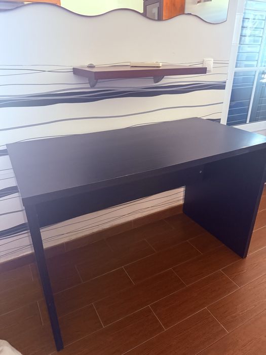Secretaria ou mesa de apoio
