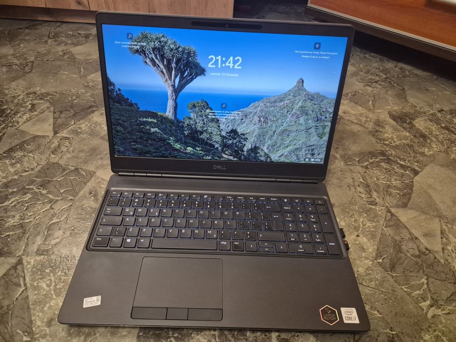 Laptop Dell precision 7550 32 GB ram ,1tb