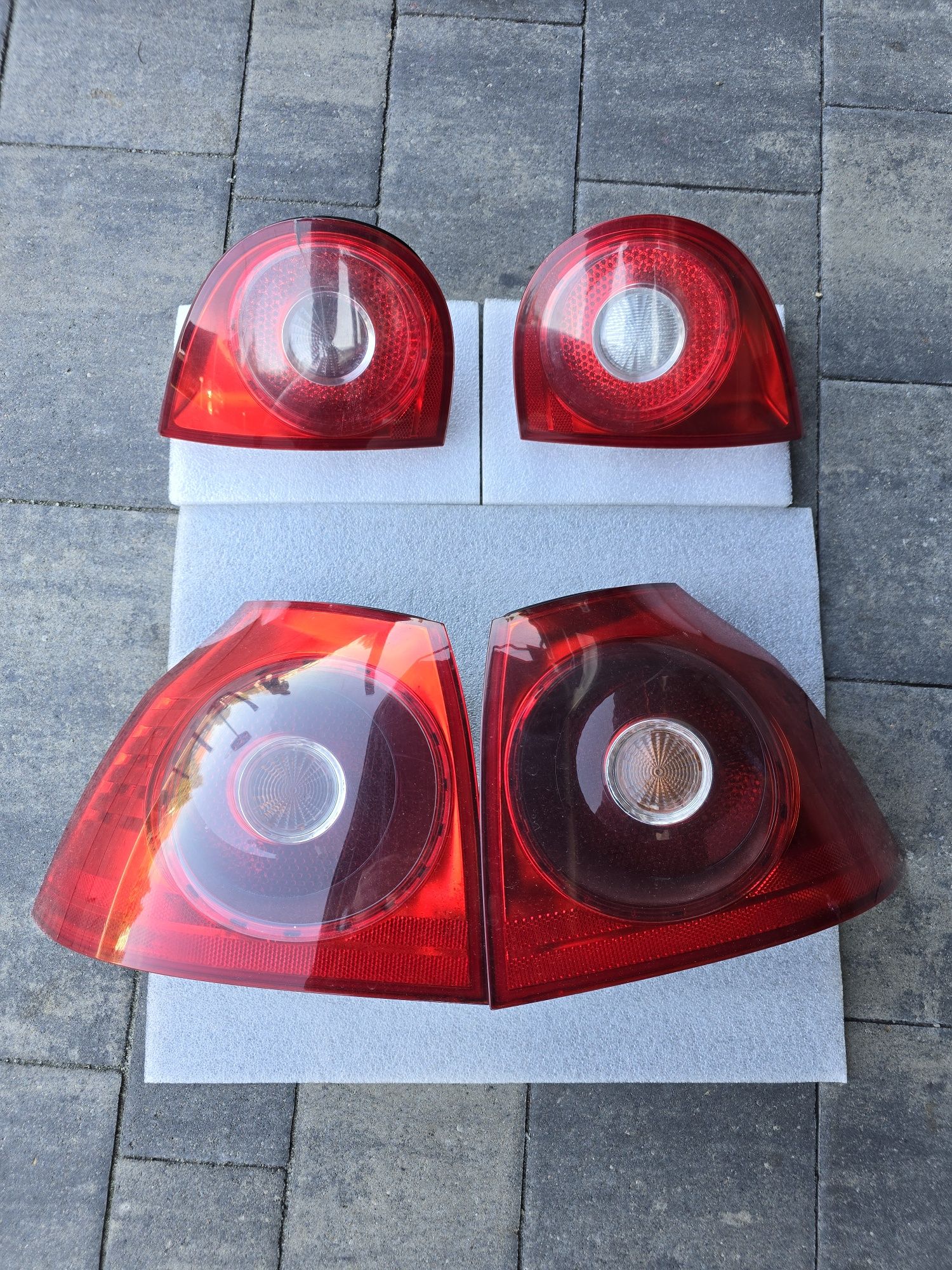 Lampy tył VW golf 5