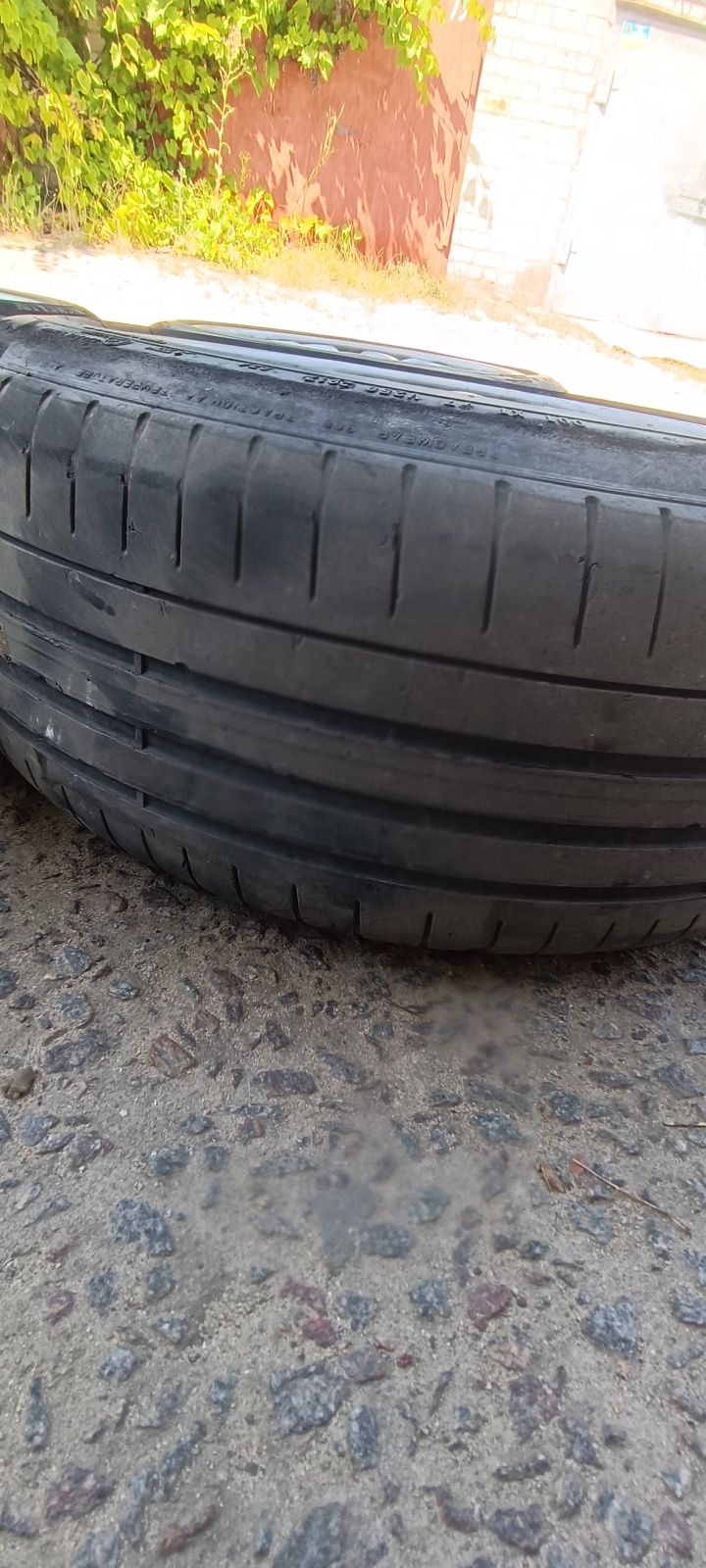 Продам диски R18 BMW