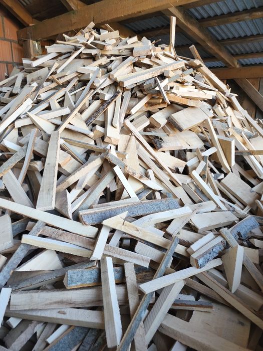 Opał bukowy suche drewno opałowe rozpałka bukowa