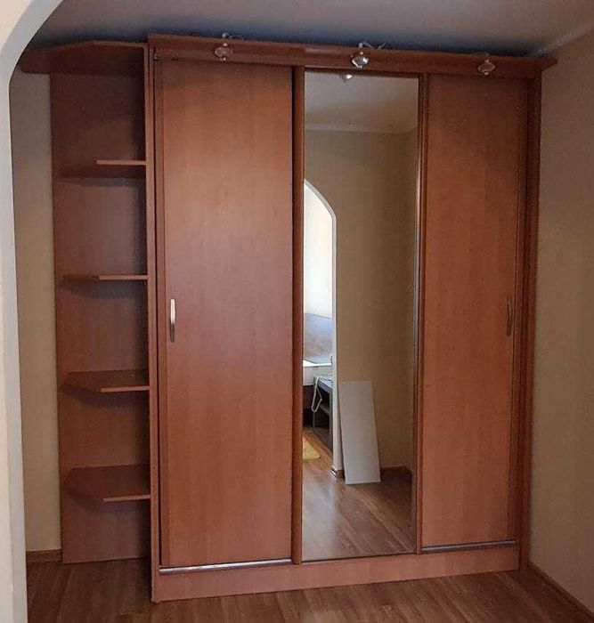 Шафа-купе, матрац, диван, стіл недорого, самовивіз Ужгород