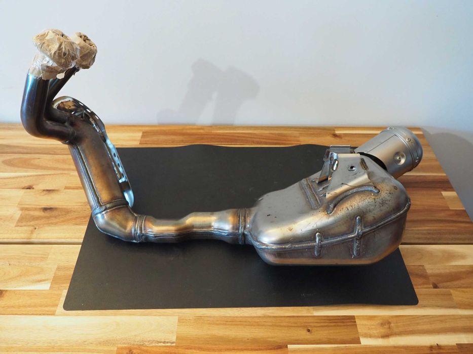 Escape original Yamaha XSR-700/MT-07