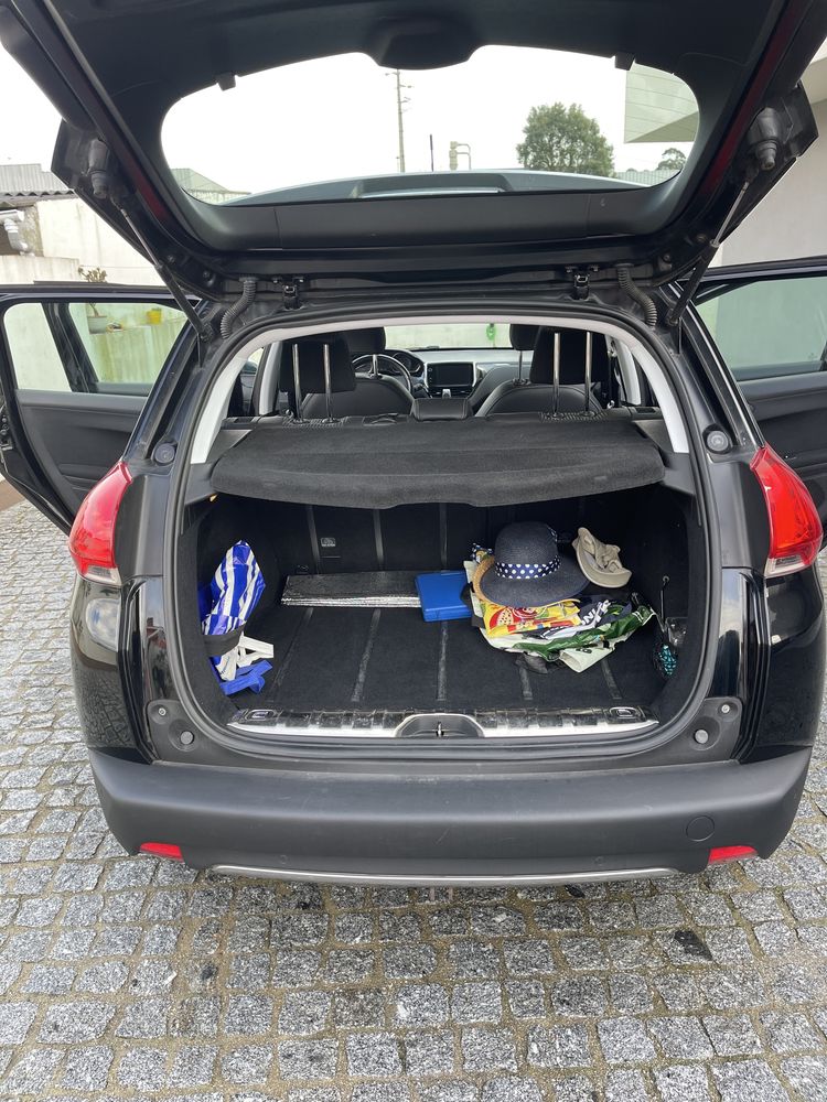 Peugeot 2008 1.2 PureTech Allure
